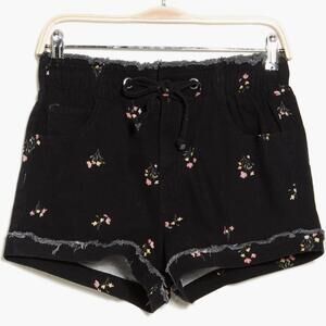 Tinseltown Floral Frayed Shorts BLACK SOOT NWT Size 7/28